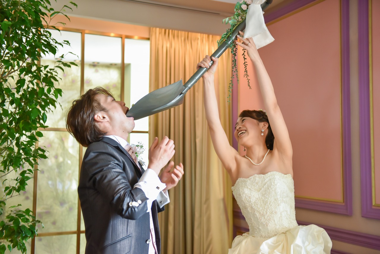 愛情サイズで「あ〜ん♡」ファーストバイト｜ブログ｜結婚式場 浜名湖